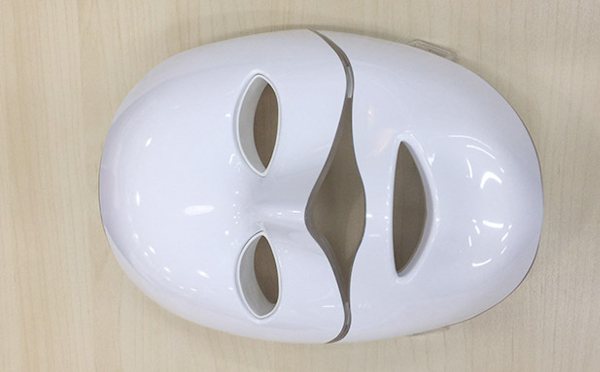 怎么樣加強手板模型的高光效果